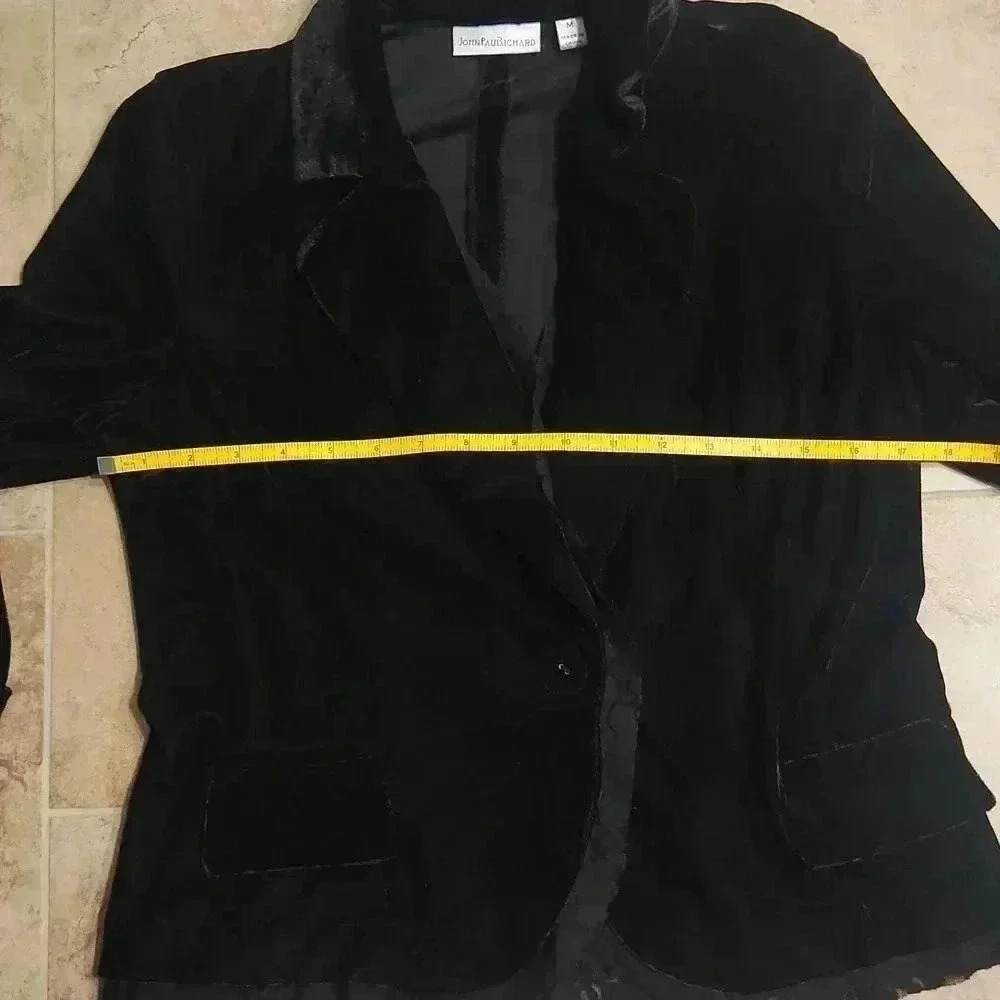 John Paul Richard Velvet and Lace Blazer - Picture 8 of 12